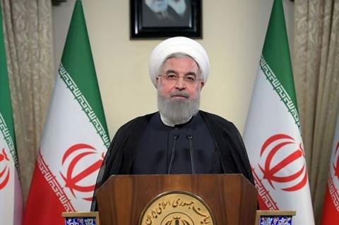 Президент Ирана Роухани пообещал поставить США «на колени»